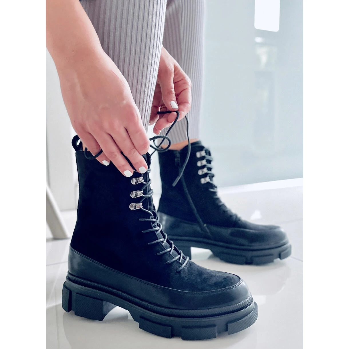 BM Bottes à Lacets Noires Kinney Le Noir 2 BM Bottes à Lacets Noires Kinney Le Noir – Image 2