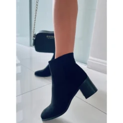 BM Bottes En Daim Classiques Natina Noir Le Noir 7 BM Bottes En Daim Classiques Natina Noir Le Noir -Lumière Écarlate Bottes bm bottes en daim classiques natina noir le noir 3 2000x2000 1