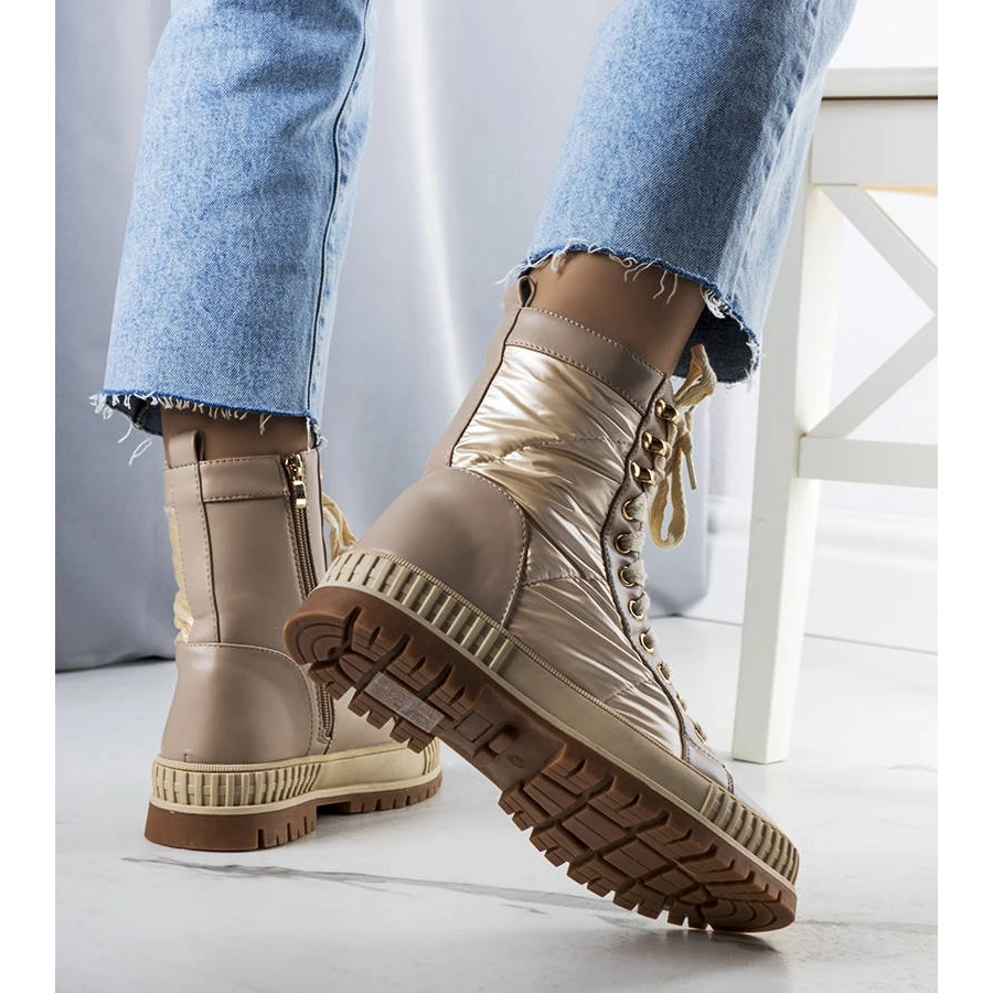 BM Bottes Isolées Beiges De Hamina D'or 1 BM Bottes Isolées Beiges De Hamina D'or