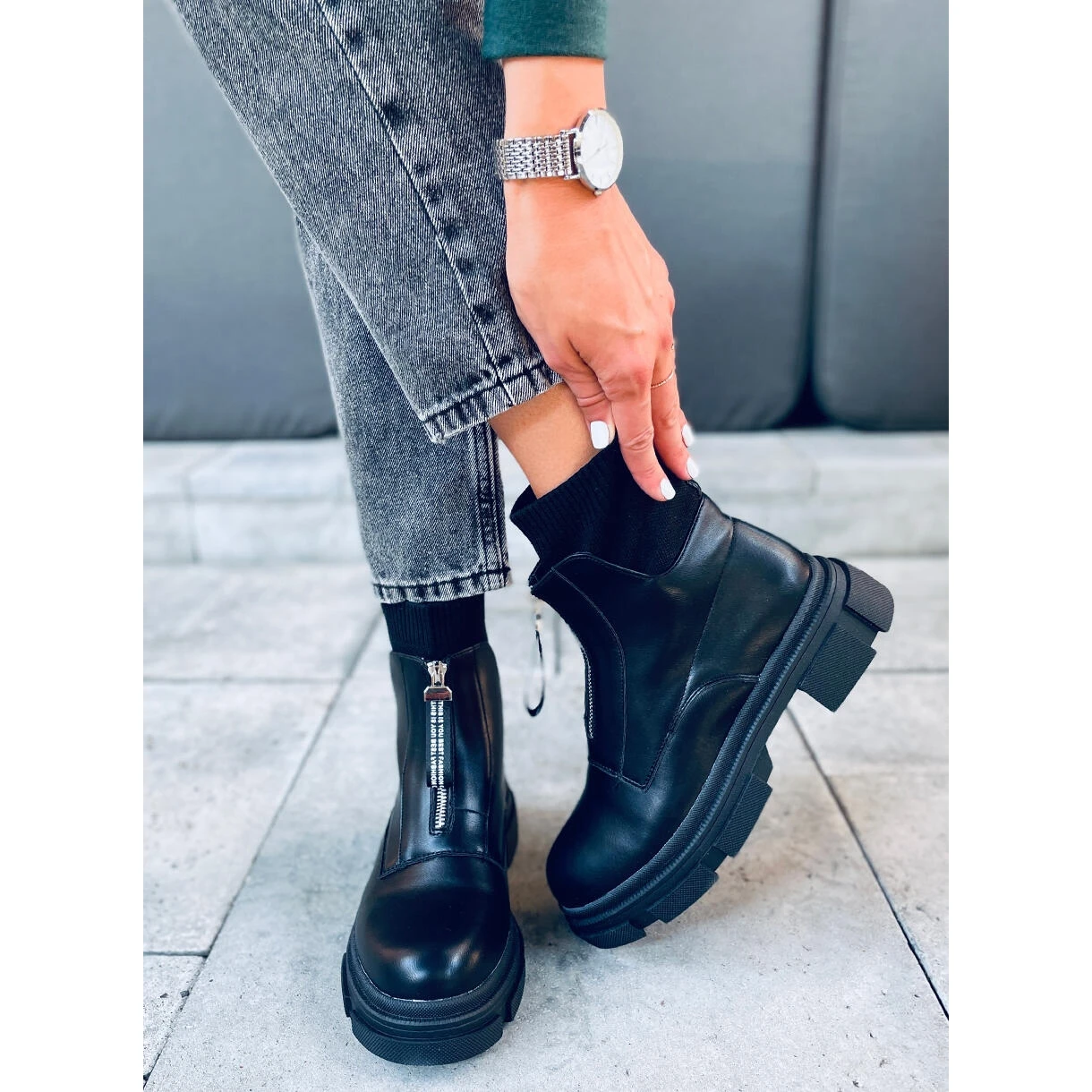 Bottes Avec Dessus De Chaussette Dolly Black Le Noir 5 Bottes Avec Dessus De Chaussette Dolly Black Le Noir – Image 5