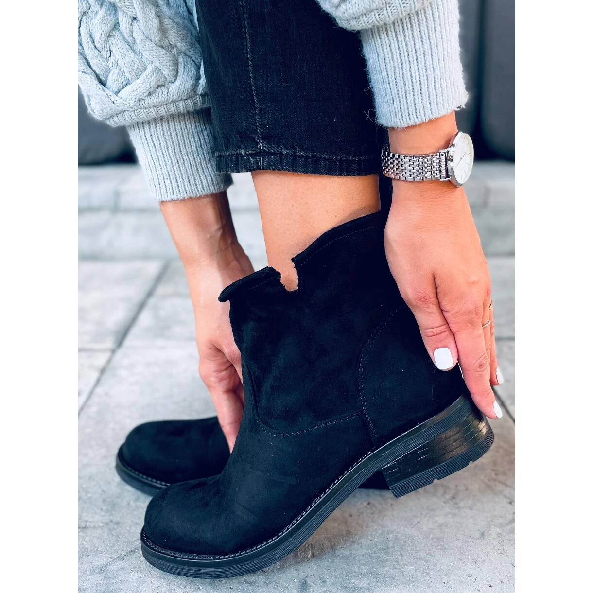 Bottes Classiques Pour Femmes Angela Black Le Noir 2 Bottes Classiques Pour Femmes Angela Black Le Noir – Image 2