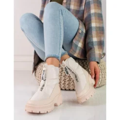 Bottes De Neige Beiges Pour Dames Sur La Plate-forme Shelovet