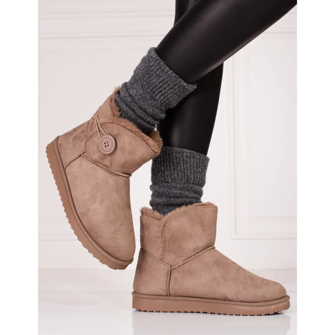 Bottes De Neige Chaudes Pour Femmes Shelovet Marron Avec Un Bouton Brun 2 Bottes De Neige Chaudes Pour Femmes Shelovet Marron Avec Un Bouton Brun – Image 2