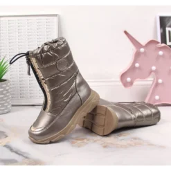 Bottes De Neige Imperméables Pour Filles Avec Une Membrane En Doré Kornecki 6920 D'or -Lumière Écarlate Bottes bottes de neige impermeables pour filles avec une membrane en dore kornecki 6920 dor 3 2000x2000 1