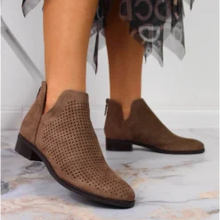 Bottes De Printemps Ajourées En Daim Vinceza Beige -Lumière Écarlate Bottes bottes de printemps ajourees en daim vinceza beige 5 2000x2000 1