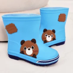 Bottes En Caoutchouc Enfant Avec Ours En Peluche Bleu Clair -Lumière Écarlate Bottes bottes en caoutchouc enfant avec ours en peluche bleu clair 3 2000x2000 1