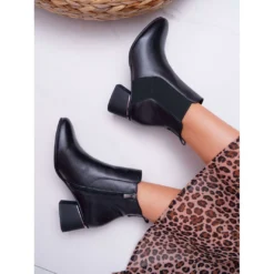 Bottes En Cuir Pour Femmes Laura Messi Noir 2034 Le Noir 8 Bottes En Cuir Pour Femmes Laura Messi Noir 2034 Le Noir -Lumière Écarlate Bottes bottes en cuir pour femmes laura messi noir 2034 le noir 4 2000x2000 1