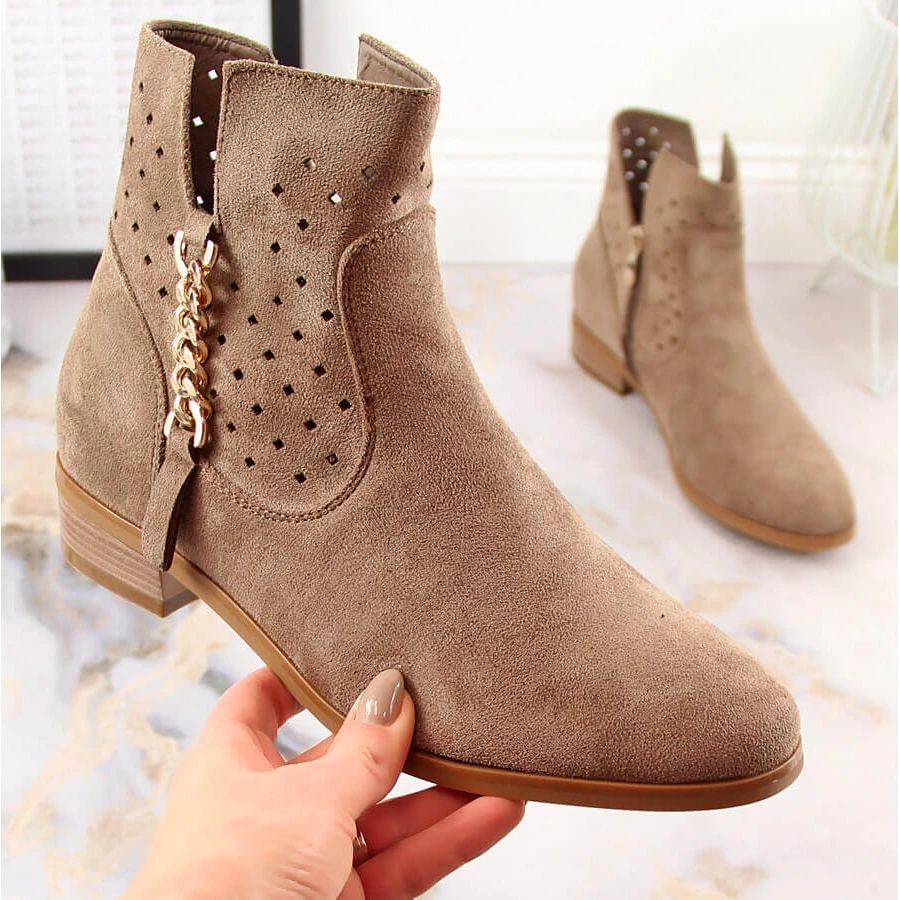 Bottes En Daim Ajouré Beige Foncé Pour Femmes Vinceza 10885 2 Bottes En Daim Ajouré Beige Foncé Pour Femmes Vinceza 10885 – Image 2