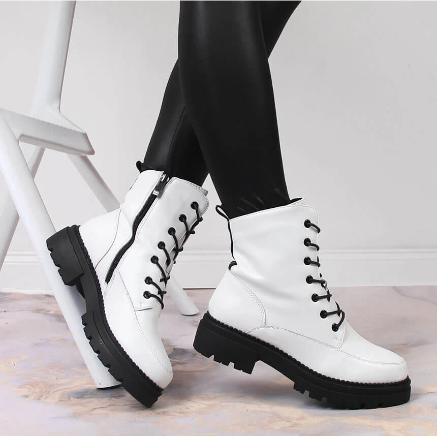 Bottes Femme Avec Mocassins Chauds Blancs Laura La.Fi Blanche 5 Bottes Femme Avec Mocassins Chauds Blancs Laura La.Fi Blanche – Image 5