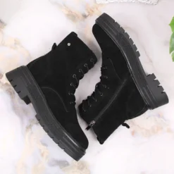 Bottes Isolées Pour Femmes En Cuir Suédé Noir Filippo Le Noir 11 Bottes Isolées Pour Femmes En Cuir Suédé Noir Filippo Le Noir -Lumière Écarlate Bottes bottes isolees pour femmes en cuir suede noir filippo le noir 6 2000x2000 1