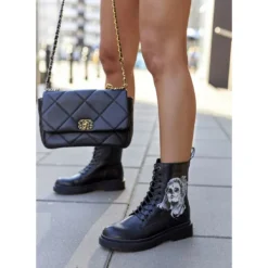 Bottes Pour Femmes Avec Imprimé GOE II2N4046 Noir Le Noir -Lumière Écarlate Bottes bottes pour femmes avec imprime goe ii2n4046 noir le noir 4 2000x2000 1