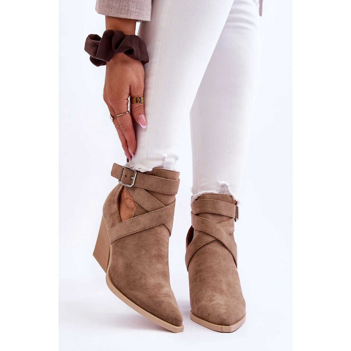 FI1 Bottes De Cowboy En Daim Pour Femmes Beige Foncé Dennise 1 FI1 Bottes De Cowboy En Daim Pour Femmes Beige Foncé Dennise