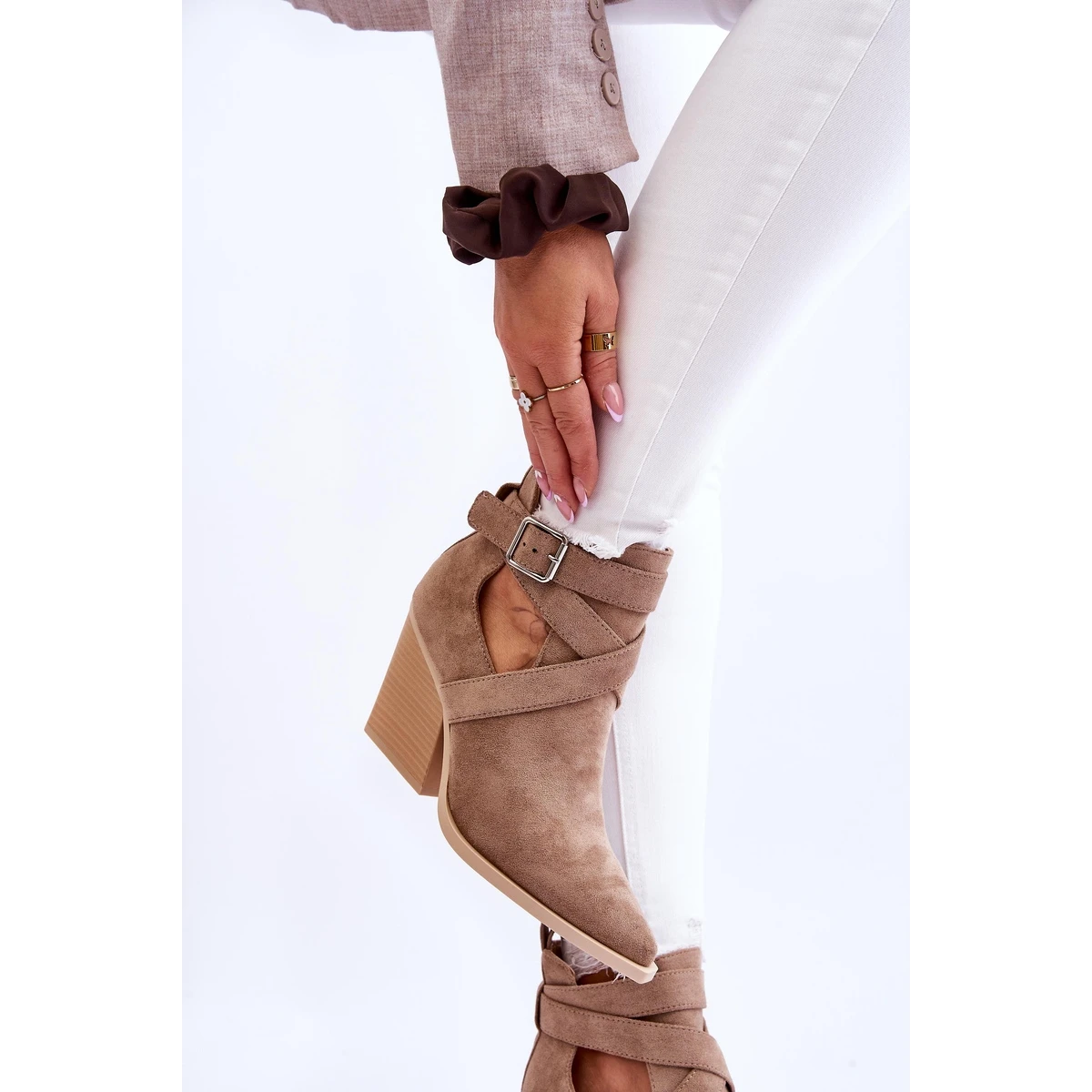 FI1 Bottes De Cowboy En Daim Pour Femmes Beige Foncé Dennise 3 FI1 Bottes De Cowboy En Daim Pour Femmes Beige Foncé Dennise – Image 3