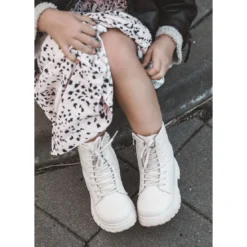 FR1 Bottes En Cuir Pour Enfants Avec Fermeture Éclair Beige Omua 13 FR1 Bottes En Cuir Pour Enfants Avec Fermeture Éclair Beige Omua -Lumière Écarlate Bottes fr1 bottes en cuir pour enfants avec fermeture eclair beige omua 6 2000x2000 1