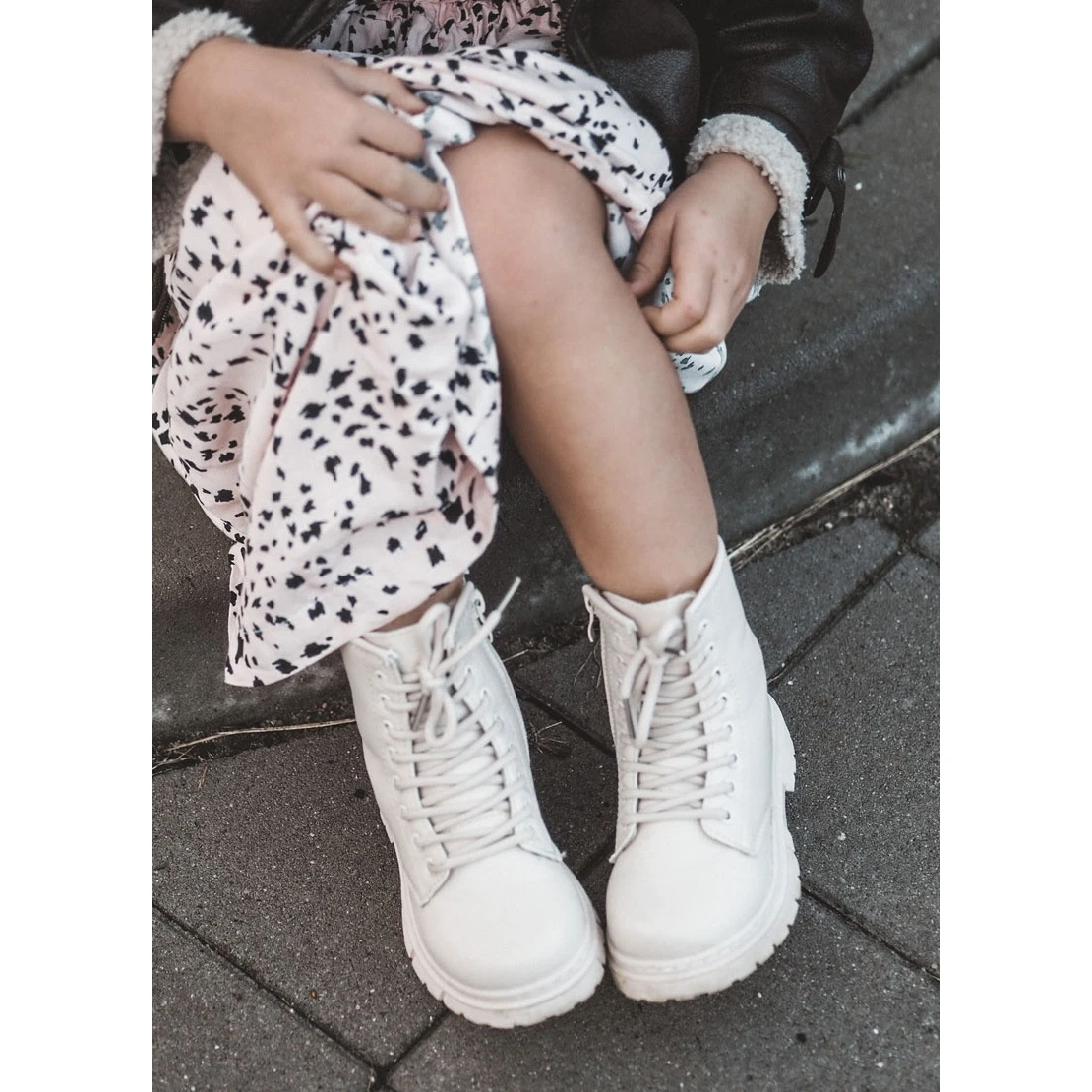 FR1 Bottes En Cuir Pour Enfants Avec Fermeture Éclair Beige Omua 6 FR1 Bottes En Cuir Pour Enfants Avec Fermeture Éclair Beige Omua – Image 6