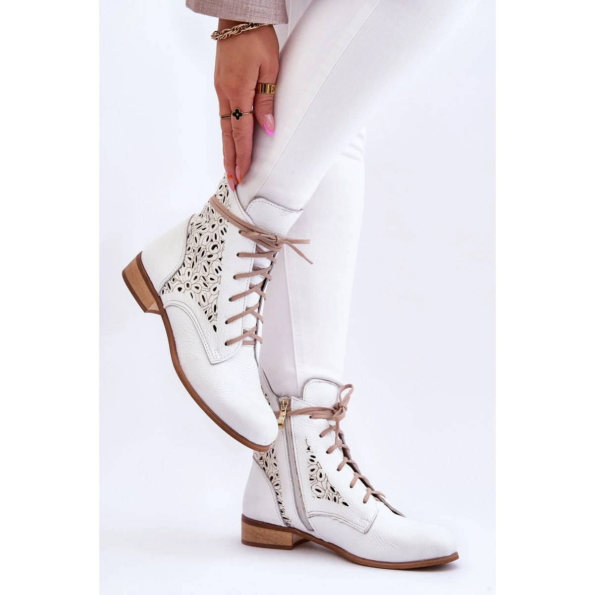 Lewski Shoes Bottes Zippées En Cuir Pour Femmes Left Shoes 3186 White Peas Blanche 3 Lewski Shoes Bottes Zippées En Cuir Pour Femmes Left Shoes 3186 White Peas Blanche – Image 3