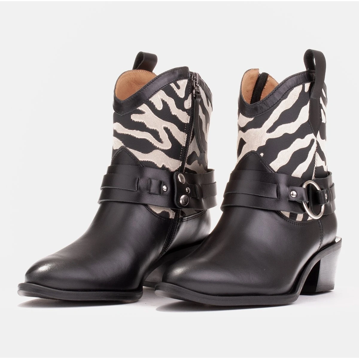 Marco Shoes Bottes De Cowboy Kaja Avec Une Ceinture Décorative Le Noir 4 Marco Shoes Bottes De Cowboy Kaja Avec Une Ceinture Décorative Le Noir – Image 4