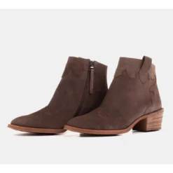 Marco Shoes Bottes De Cowboy Marron En Peau De Chamois Véritable Sans Isolation Brun 9 Marco Shoes Bottes De Cowboy Marron En Peau De Chamois Véritable Sans Isolation Brun -Lumière Écarlate Bottes marco shoes bottes de cowboy marron en peau de chamois veritable sans isolation brun 3 2000x2000 1