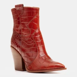 Marco Shoes Bottes De Cowboy Pour Femmes En Cuir Naturel Avec Gaufrage Brun 11 Marco Shoes Bottes De Cowboy Pour Femmes En Cuir Naturel Avec Gaufrage Brun -Lumière Écarlate Bottes marco shoes bottes de cowboy pour femmes en cuir naturel avec gaufrage brun 3 2000x2000 1