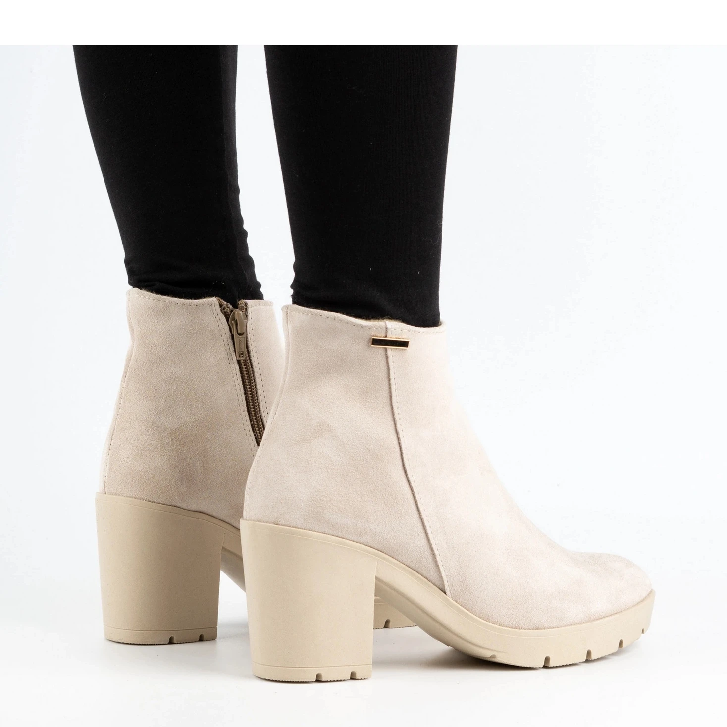 Olivier Bottes Isolées Riva En Suède Beige Clair Pour Femmes 3 Olivier Bottes Isolées Riva En Suède Beige Clair Pour Femmes – Image 3