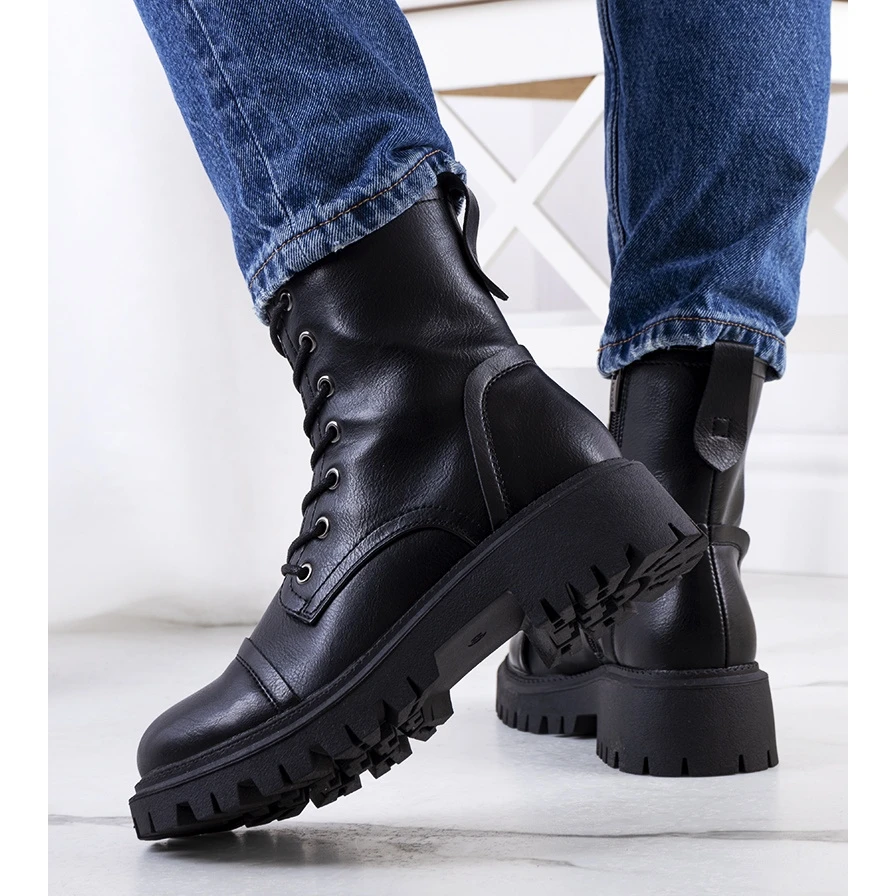 PA1 Bottes De Randonnée Noires Sur Une Semelle Haute Rukit Le Noir 1 PA1 Bottes De Randonnée Noires Sur Une Semelle Haute Rukit Le Noir