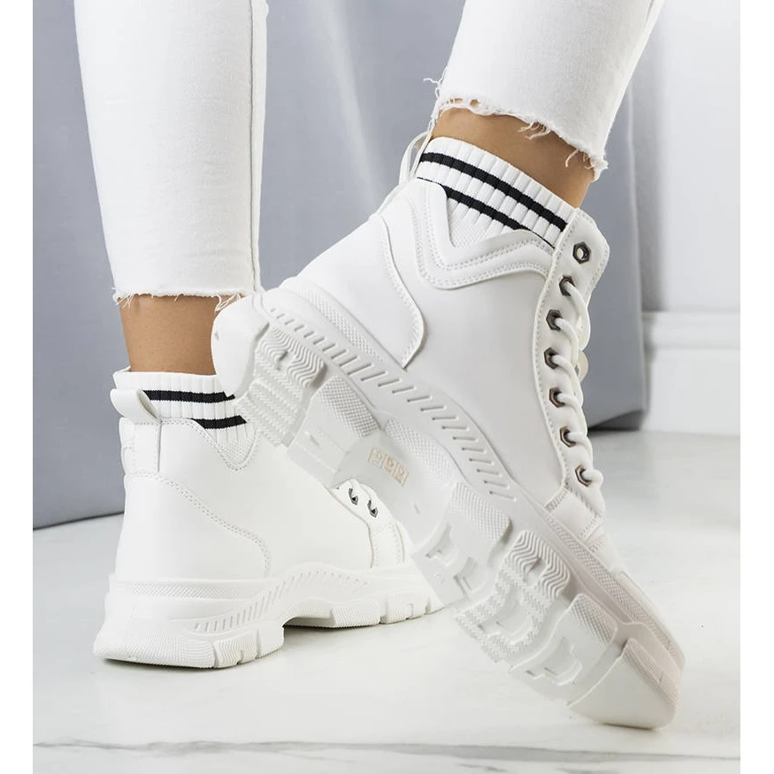 PA1 Bottes Isolées Blanches Innes 2 PA1 Bottes Isolées Blanches Innes – Image 2