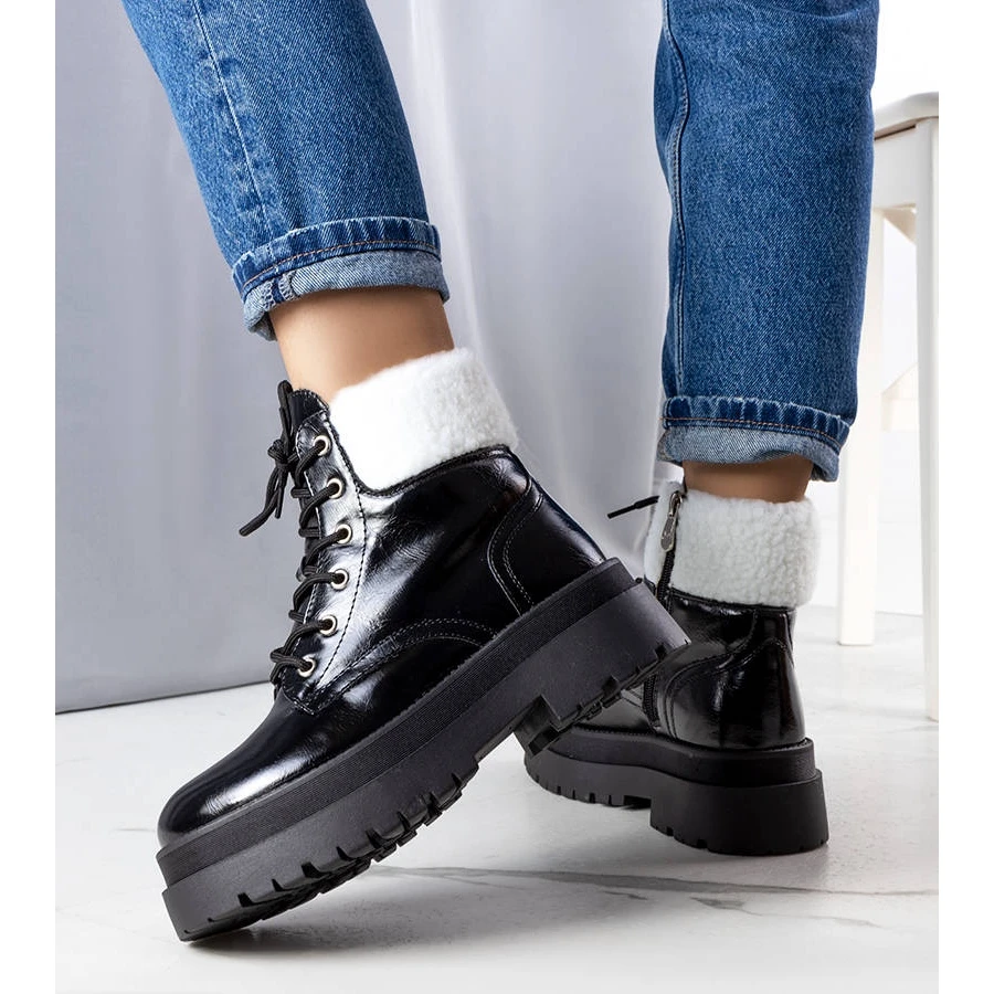 PA1 Bottes Isolées Noires Avec Peau De Mouton De Bryas Le Noir 2 PA1 Bottes Isolées Noires Avec Peau De Mouton De Bryas Le Noir – Image 2