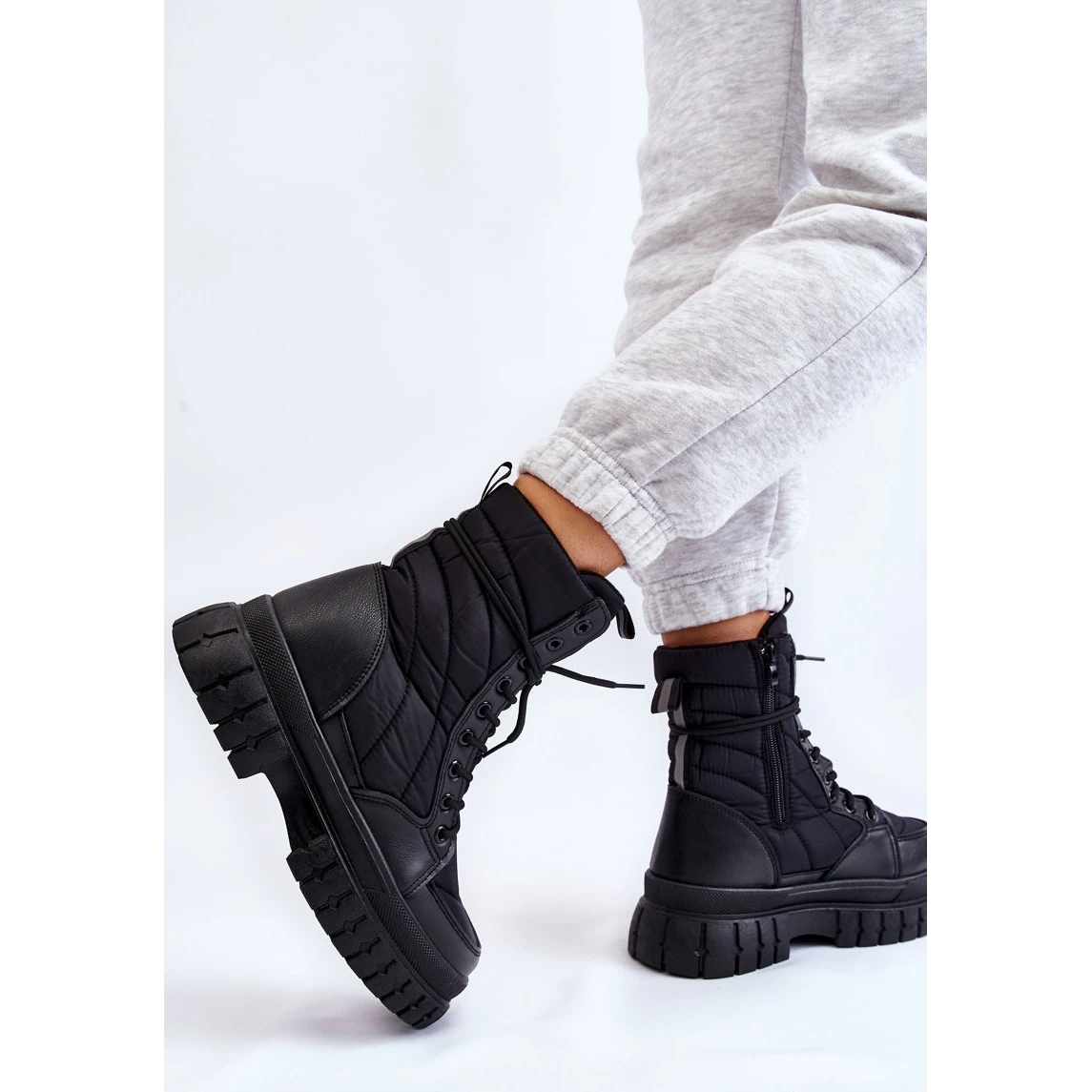 PA1 Bottes Pour Femmes à Lacets Chauffants Noir Ariadna Le Noir 4 PA1 Bottes Pour Femmes à Lacets Chauffants Noir Ariadna Le Noir – Image 4