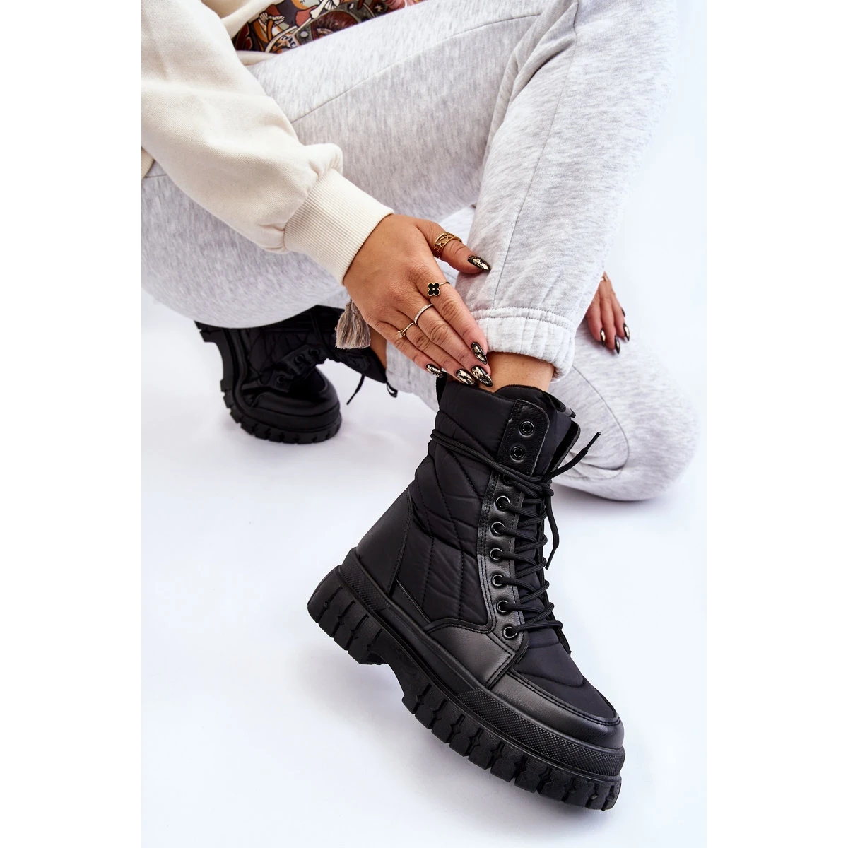 PA1 Bottes Pour Femmes à Lacets Chauffants Noir Ariadna Le Noir 6 PA1 Bottes Pour Femmes à Lacets Chauffants Noir Ariadna Le Noir – Image 6