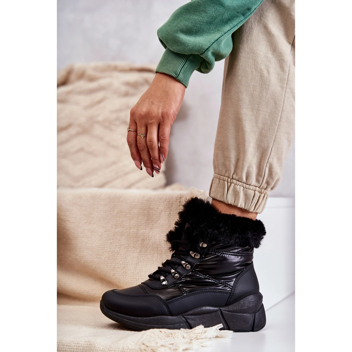 PE1 Bottes De Neige à Lacets Pour Femme Noir Anna Le Noir 2 PE1 Bottes De Neige à Lacets Pour Femme Noir Anna Le Noir – Image 2