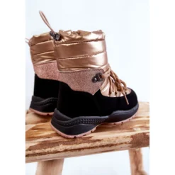 PE1 Bottes De Neige Dorées Leena Warm Pour Enfant Avec Fermeture éclair D'or -Lumière Écarlate Bottes pe1 bottes de neige dorees leena warm pour enfant avec fermeture eclair dor 4 2000x2000 1