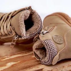 PE1 Bottes Fourrées Enfant Beige Hopper Trappers Brun 7 PE1 Bottes Fourrées Enfant Beige Hopper Trappers Brun -Lumière Écarlate Bottes pe1 bottes fourrees enfant beige hopper trappers brun 3 2000x2000 1