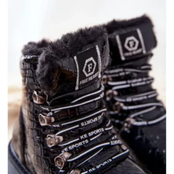 PE1 Bottes Noires Isolées En Fourrure Pour Enfants Doreen Le Noir ['le Noir']