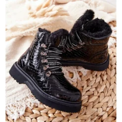 PE1 Bottes Noires Isolées En Fourrure Pour Enfants Doreen Le Noir ['le Noir'] -Lumière Écarlate Bottes pe1 bottes noires isolees en fourrure pour enfants doreen le noir le noir 4 2000x2000 1