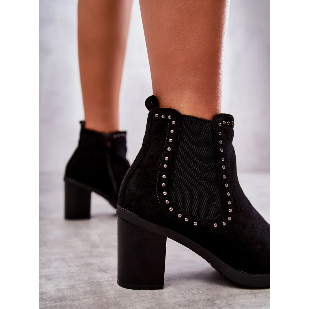 PG1 Bottes En Daim Noir Cambia Avec Clous Sur Un Poteau Le Noir 8 PG1 Bottes En Daim Noir Cambia Avec Clous Sur Un Poteau Le Noir – Image 8