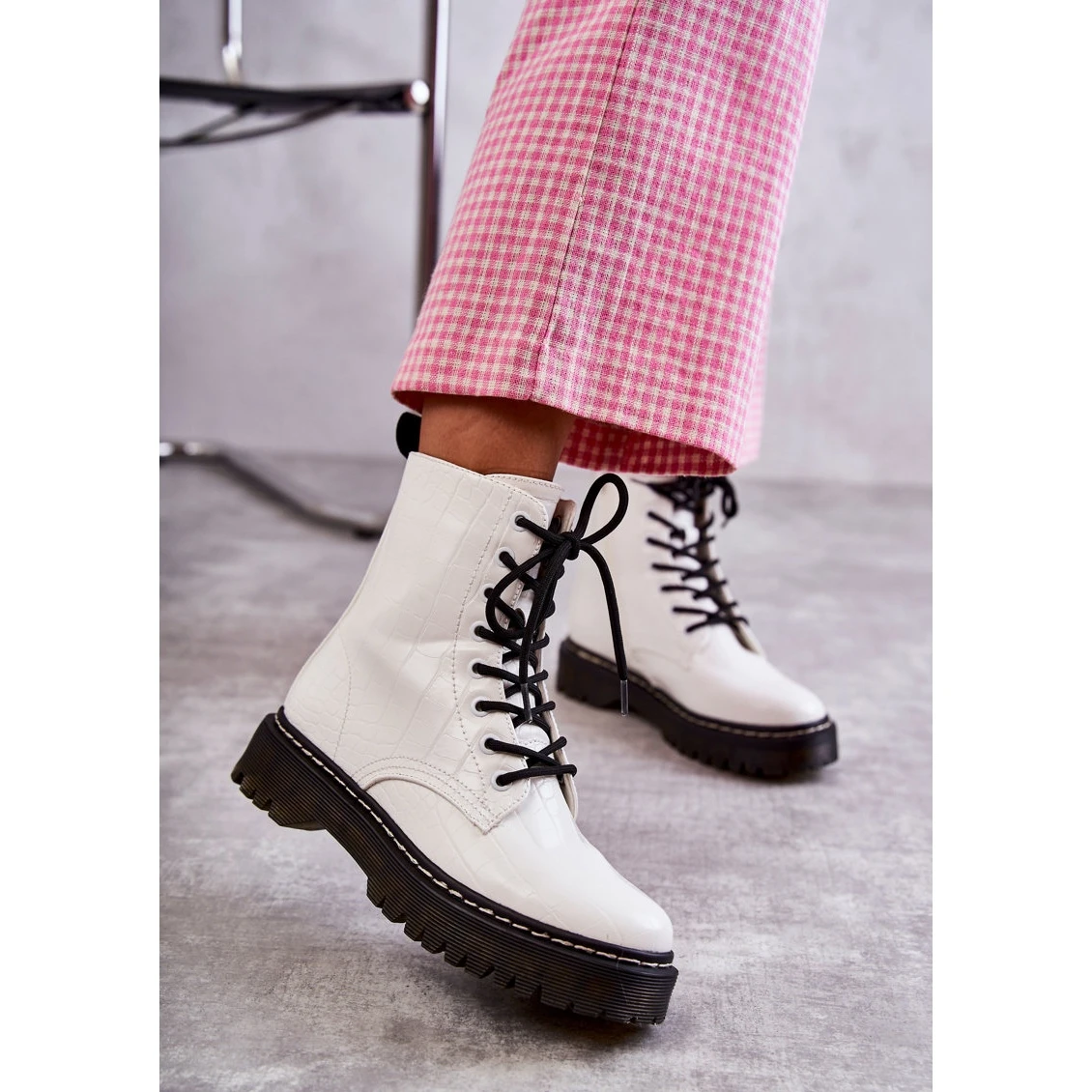 PG1 Bottes En Peau De Serpent Chaudes Blanches Pour Femmes Salma 3 PG1 Bottes En Peau De Serpent Chaudes Blanches Pour Femmes Salma – Image 3