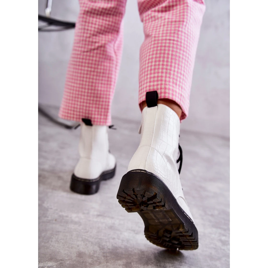 PG1 Bottes En Peau De Serpent Chaudes Blanches Pour Femmes Salma 4 PG1 Bottes En Peau De Serpent Chaudes Blanches Pour Femmes Salma – Image 4