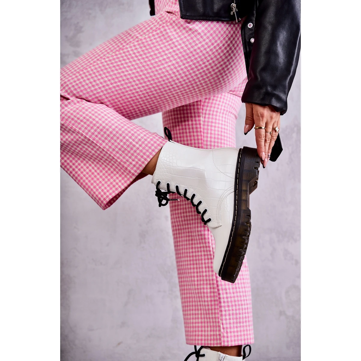 PG1 Bottes En Peau De Serpent Chaudes Blanches Pour Femmes Salma 6 PG1 Bottes En Peau De Serpent Chaudes Blanches Pour Femmes Salma – Image 6