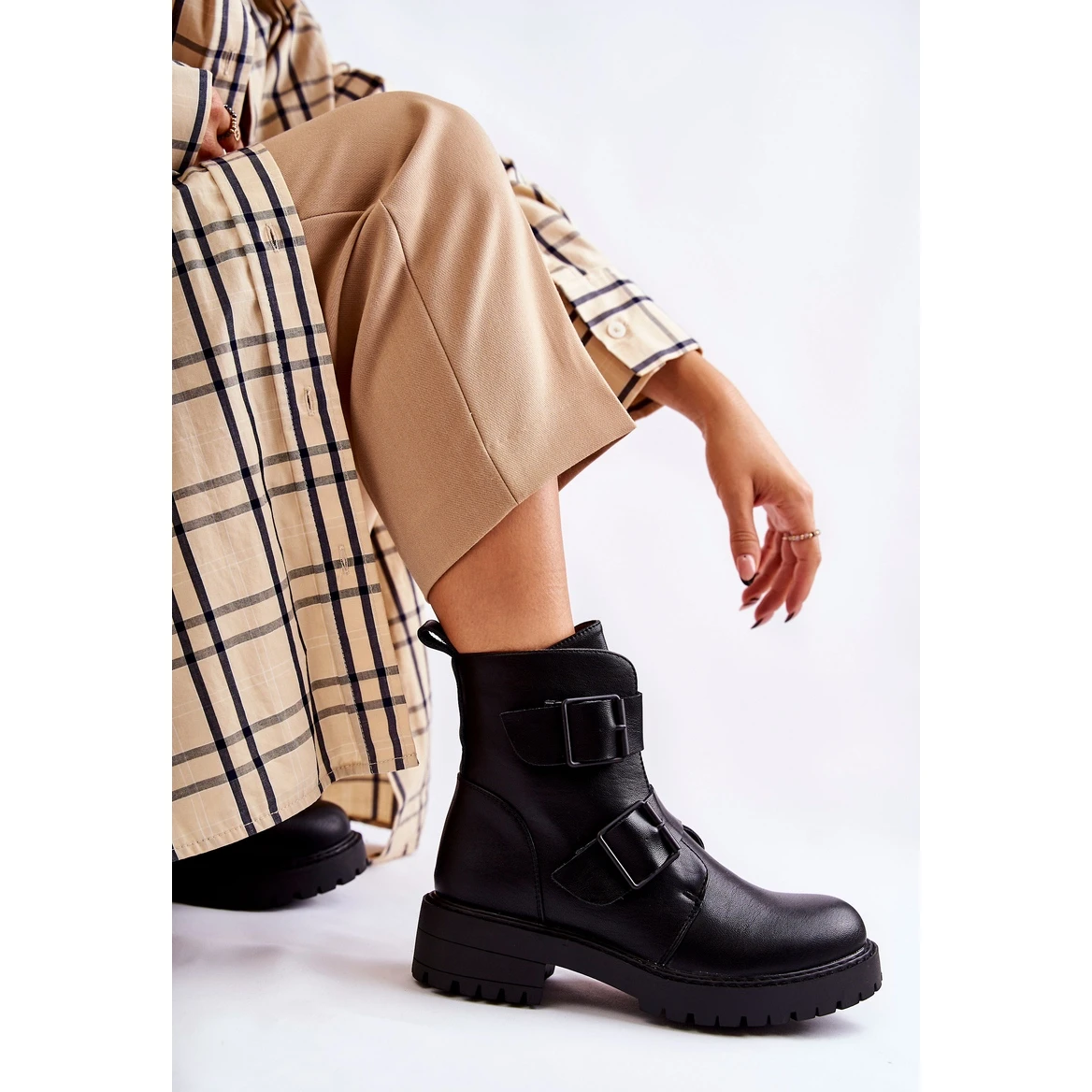 PG1 Bottes Pour Femmes En Cuir Avec Fermeture à Glissière Noir Gritta Le Noir 6 PG1 Bottes Pour Femmes En Cuir Avec Fermeture à Glissière Noir Gritta Le Noir – Image 6