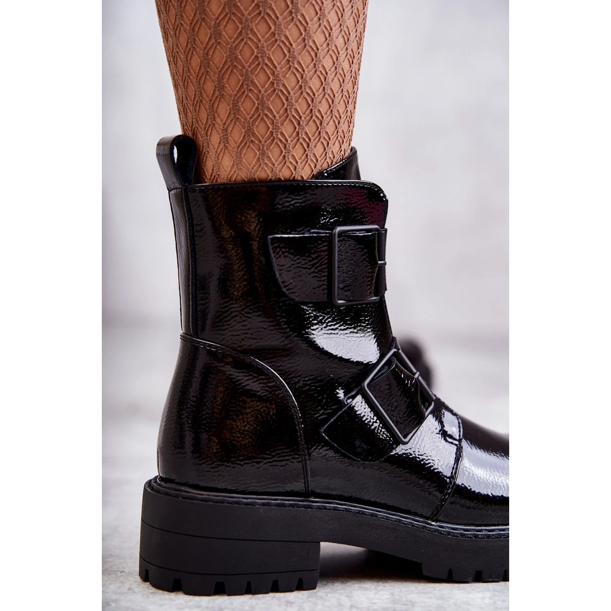 PJ1 Bottes Femme Laquées Avec Fermeture Éclair Noir Gritta Le Noir 1 PJ1 Bottes Femme Laquées Avec Fermeture Éclair Noir Gritta Le Noir