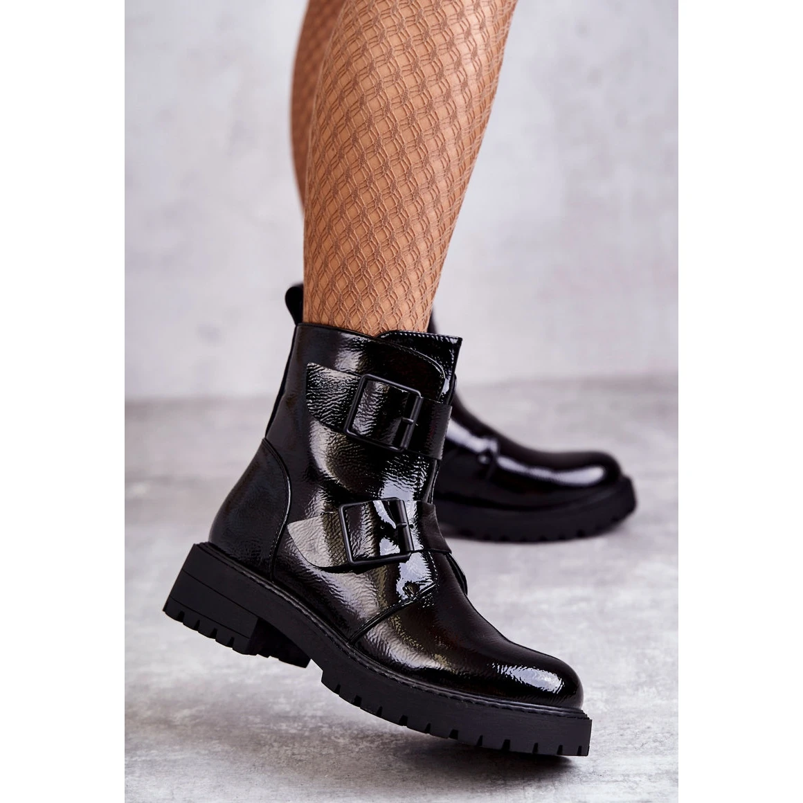 PJ1 Bottes Femme Laquées Avec Fermeture Éclair Noir Gritta Le Noir 8 PJ1 Bottes Femme Laquées Avec Fermeture Éclair Noir Gritta Le Noir – Image 8