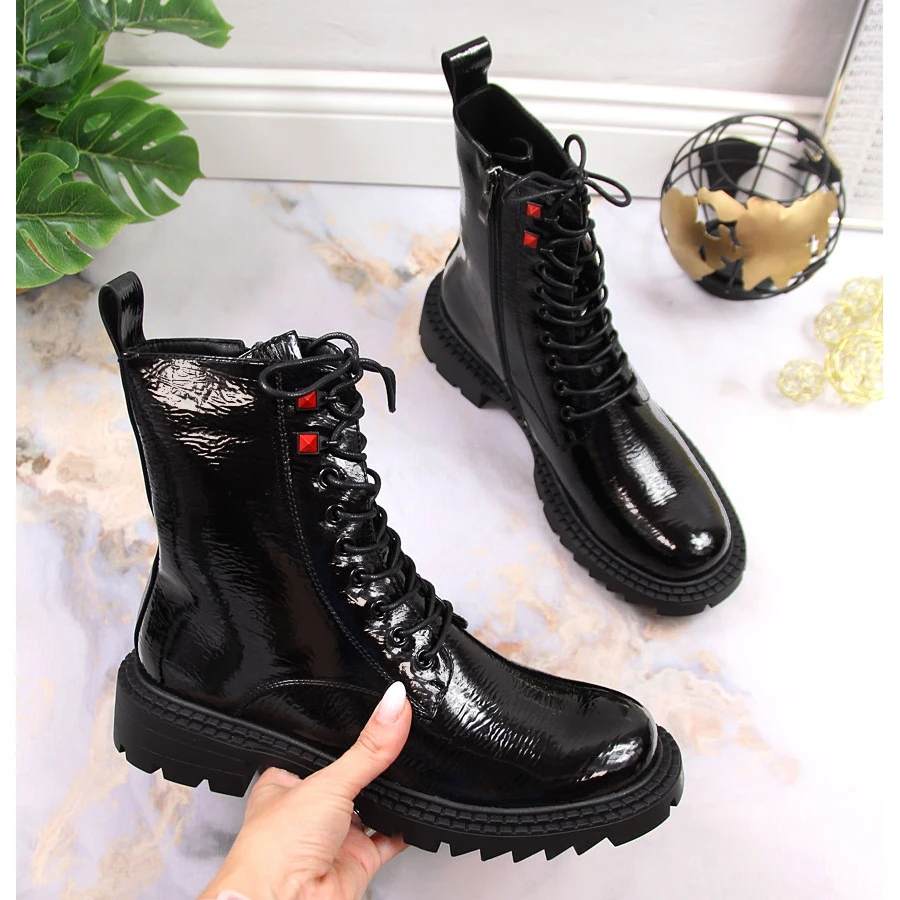 S.Barski Bottes Isolantes En Cuir Verni Noir Par S. Barski Le Noir 3 S.Barski Bottes Isolantes En Cuir Verni Noir Par S. Barski Le Noir – Image 3