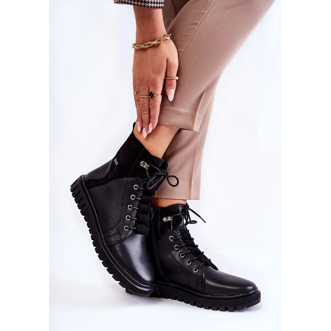 Sergio Leone Bottes Pour Femmes Sur La Plate-forme Kristin Noire Le Noir 2 Sergio Leone Bottes Pour Femmes Sur La Plate-forme Kristin Noire Le Noir – Image 2