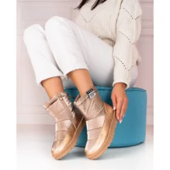 W. Potocki Bottes De Neige Potocki Pour Femmes à Tige Basse, Dorées D'or -Lumière Écarlate Bottes w potocki bottes de neige potocki pour femmes a tige basse dorees dor 5 2000x2000 1